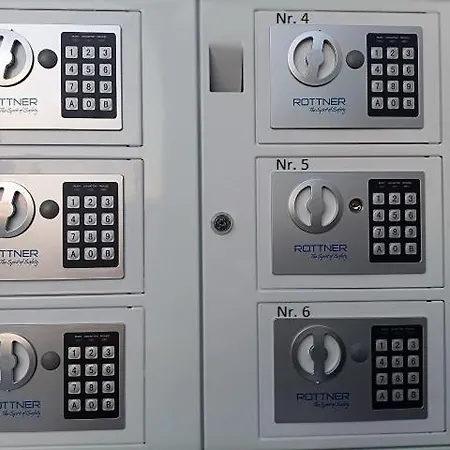 Bodensee Gaestehaus بيت ضيافة 3*