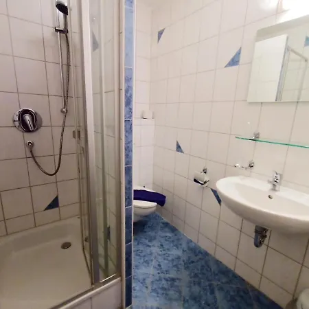 بيت ضيافة Bodensee Gaestehaus 3*