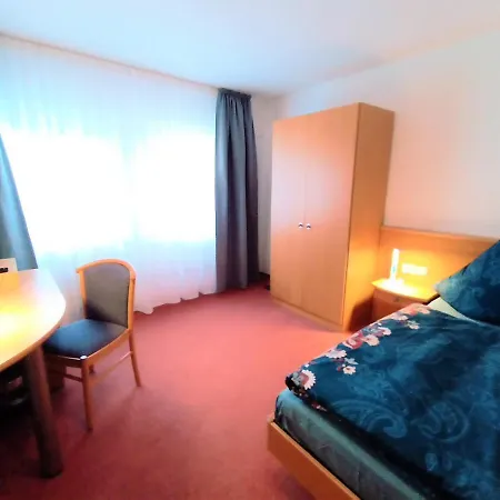 Bodensee Gaestehaus بيت ضيافة 3*